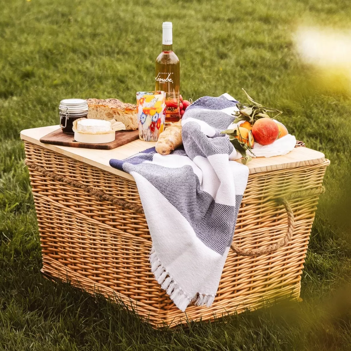 Lea Insulated Picnic Hamper Large>Daylesford Organic Clearance