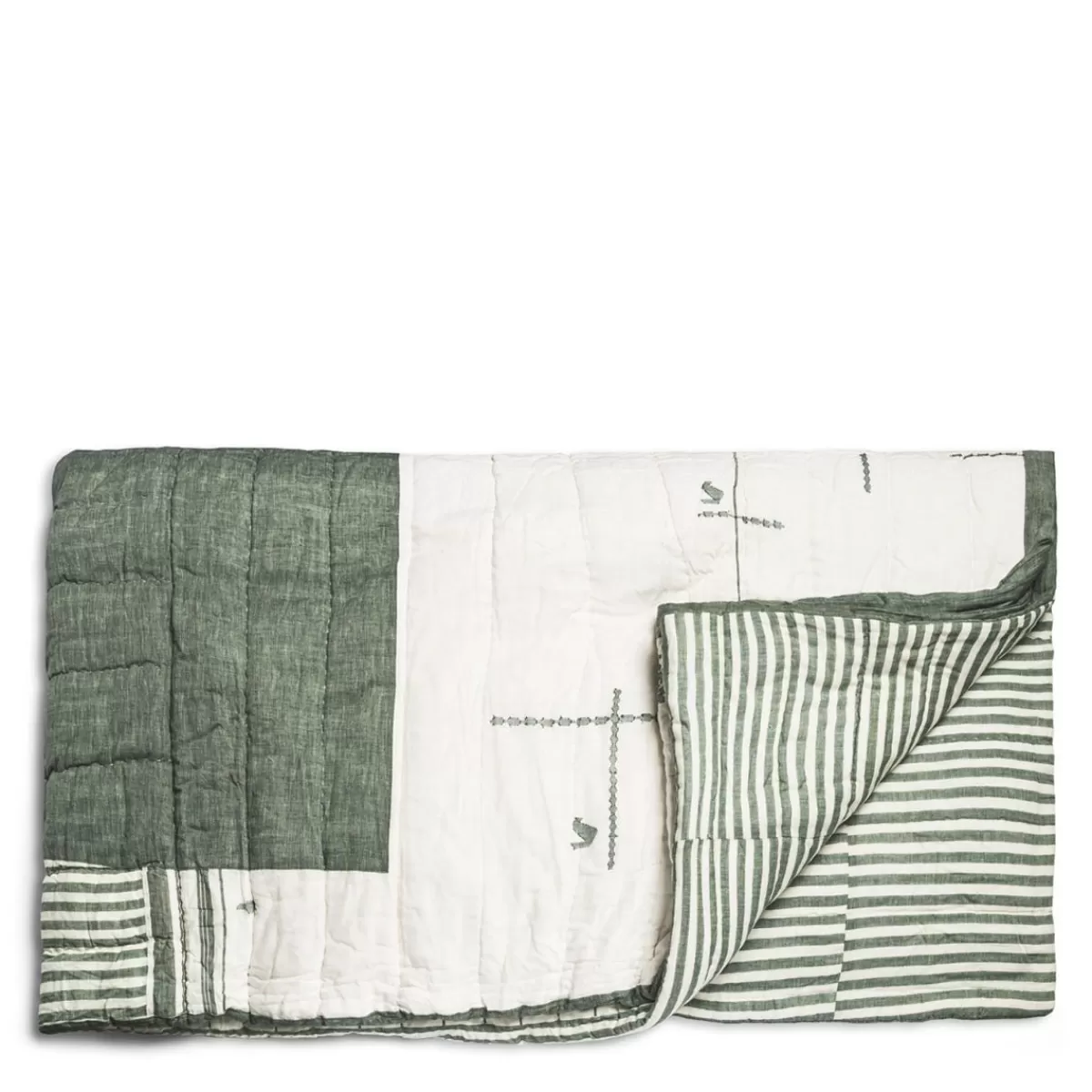 Nila Pasture Quilt Large>Daylesford Organic Online